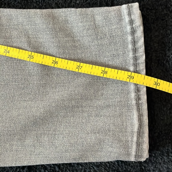 Levi’s High Rise Skinny - Picture 7 of 10